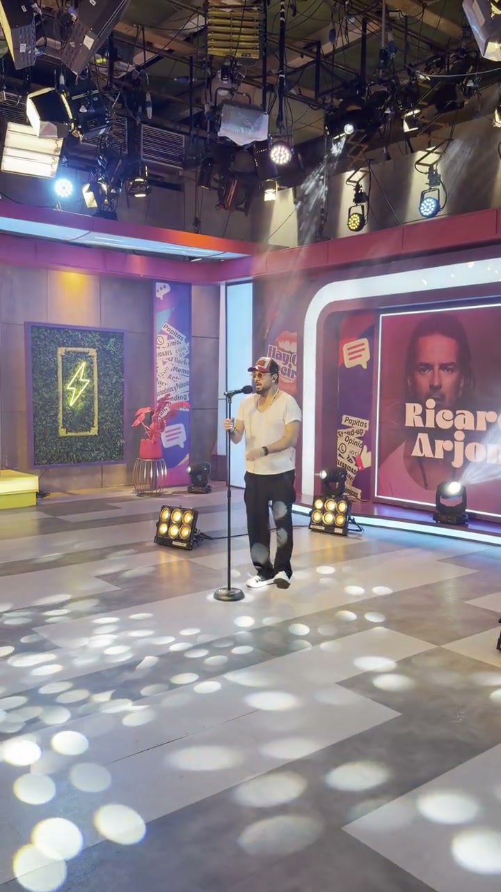 “Mujeres” · Canal 13