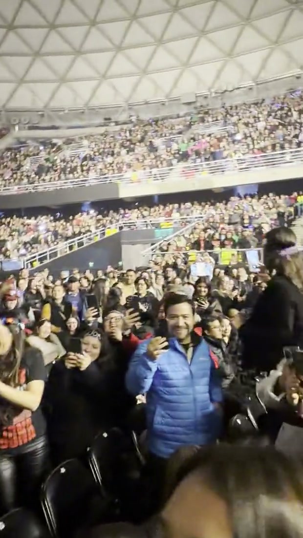 El Arena repleto